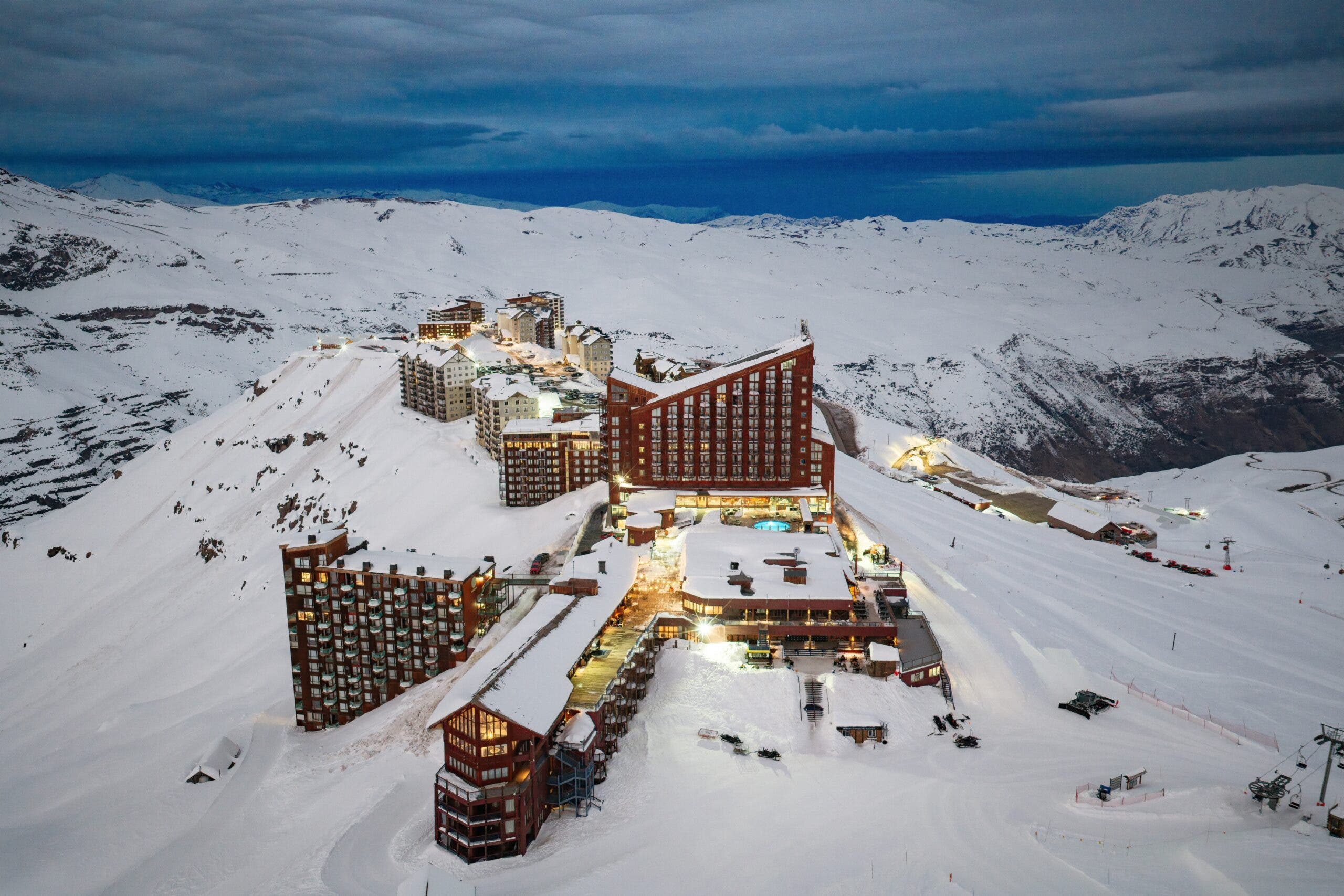 Valle Nevado town and hotels